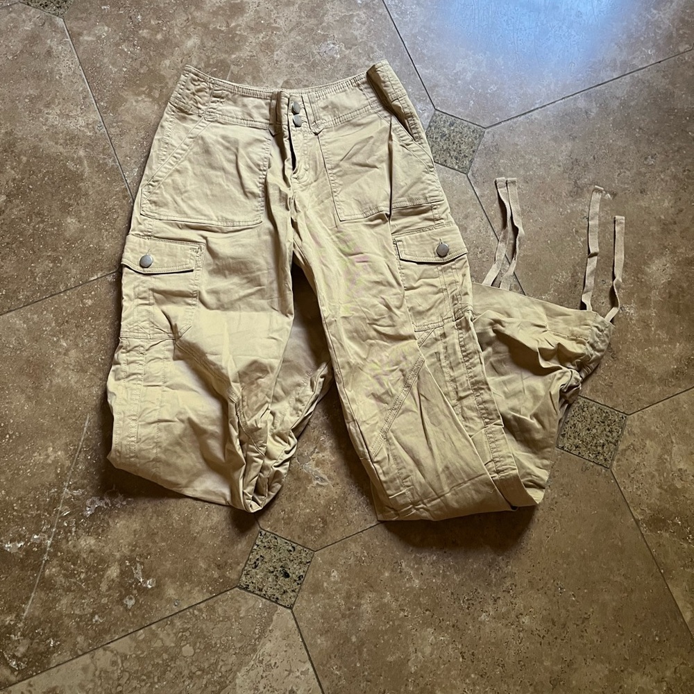 I am gia ryder cargo pants